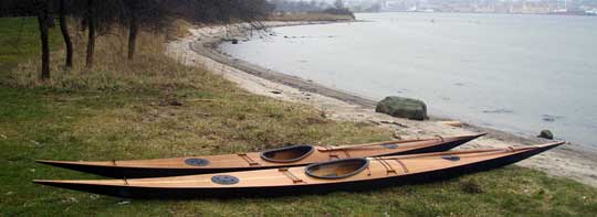 Leifs and Annies kayaks on a danish beach. Photo: Nicolai Ilcus