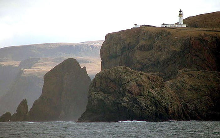 Cape Wrath lighthouse, som inspirerat Winterson till &quot;Lighthousekeeping&quot;. (bilden från wikipedia)
