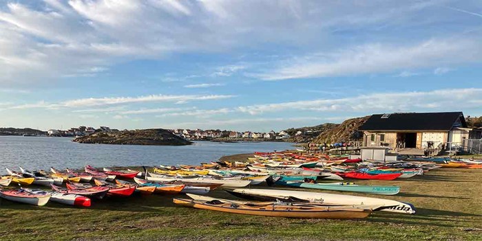 Kajaker på stranden