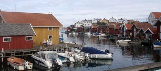 Ett besök på Gullholmen hör till