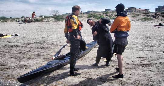 Dubside visar rollmotorik på stranden