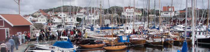 A crowded wooden boat festival at Skärhamn